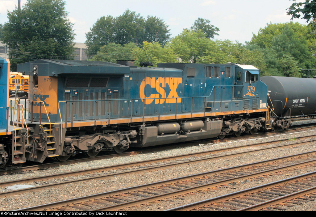 CSX 579